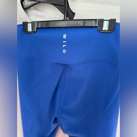 WILO The Label Gray Wellness Club Sweatshirt with Royal Blue Leggings (Set) Sz M - Picture 7 of 8